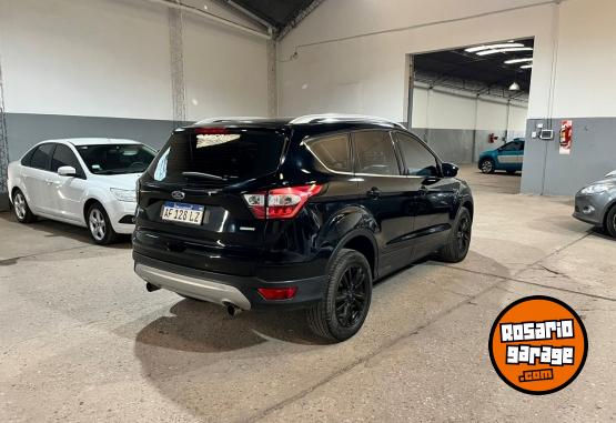 Autos - Ford Kuga Sel 2.0 Ecoboost 4x2 2019 Nafta 30000Km - En Venta