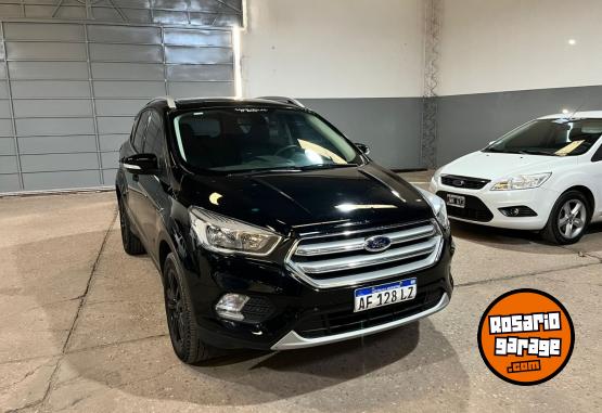 Autos - Ford Kuga Sel 2.0 Ecoboost 4x2 2019 Nafta 30000Km - En Venta