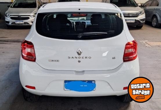 Autos - Renault Sandero Dynamic 2017 Nafta 127200Km - En Venta