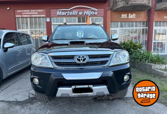 Camionetas - Toyota SW4 SRV 3.0D 2007 Diesel  - En Venta