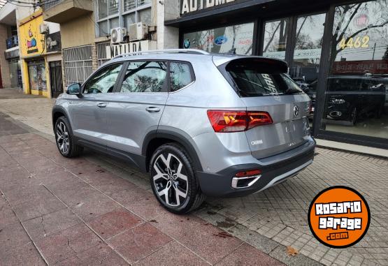 Autos - Volkswagen Taos Highline 2024 Nafta 0Km - En Venta