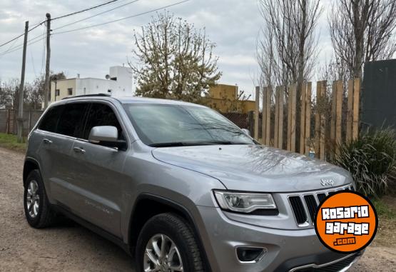 Camionetas - Jeep Grand cherokee 2015 Nafta 163000Km - En Venta