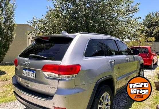 Camionetas - Jeep Grand cherokee 2015 Nafta 163000Km - En Venta