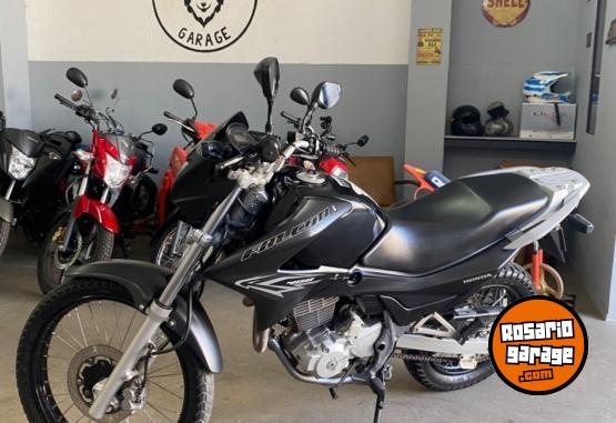 Motos - Honda Falcon 2013 Nafta 23500Km - En Venta