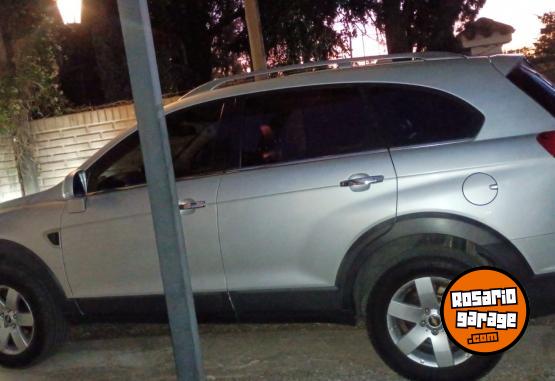 Camionetas - Chevrolet Captiva LTZ, 4x4 2011 Diesel 99000Km - En Venta