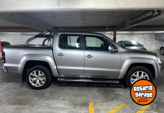 Camionetas - Volkswagen Amarok V6 Highline 2023 Diesel 2000Km - En Venta