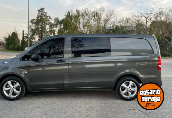 Utilitarios - Mercedes Benz VITO MIXTO PLUS 2018 Diesel 65000Km - En Venta