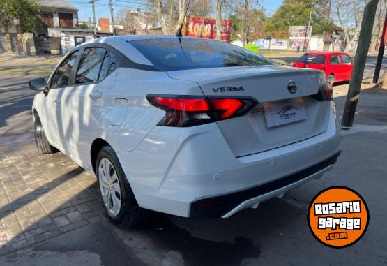 Autos - Nissan Versa Sense 2021 Nafta 85000Km - En Venta