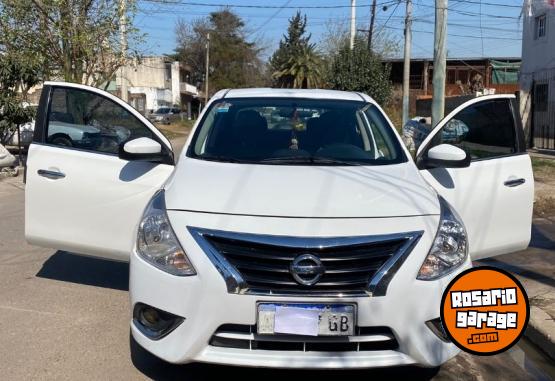 Autos - Nissan Versa 2017 Nafta 167000Km - En Venta