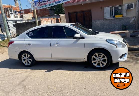 Autos - Nissan Versa 2017 Nafta 167000Km - En Venta