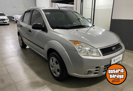 Autos - Ford Fiesta max 2008 GNC  - En Venta