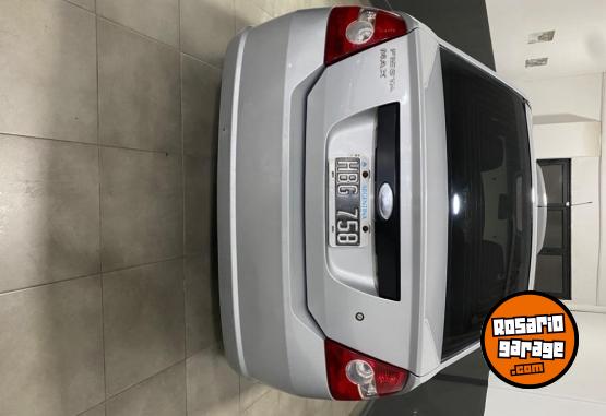 Autos - Ford Fiesta max 2008 GNC  - En Venta