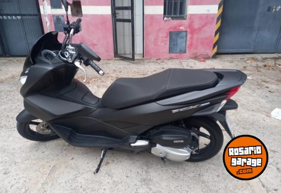 Motos - Honda PCX 150 2018 Nafta 9000Km - En Venta