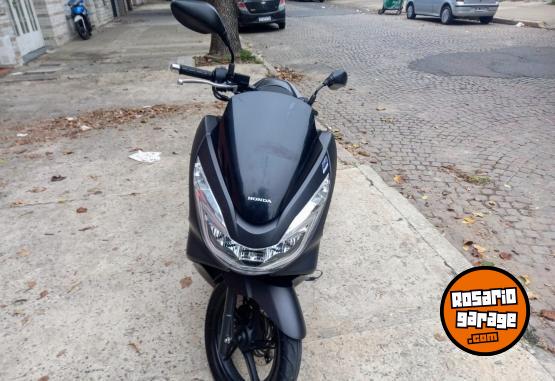 Motos - Honda PCX 150 2018 Nafta 9000Km - En Venta