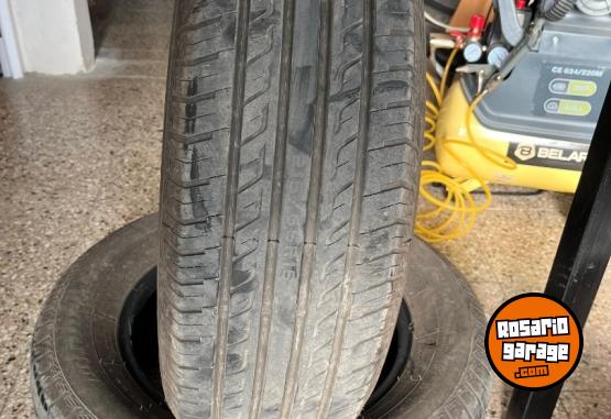 Accesorios para Autos - 2 Cubiertas 215/65R16 98H Windforce Catchfors - En Venta