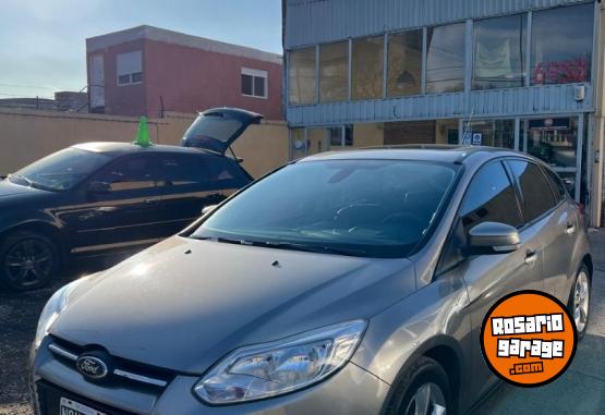 Autos - Ford Focus 2.0 SE Plus 2014 Nafta 136000Km - En Venta