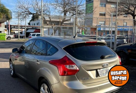 Autos - Ford Focus 2.0 SE Plus 2014 Nafta 136000Km - En Venta