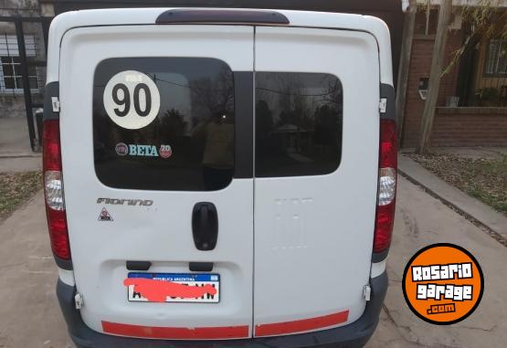 Utilitarios - Fiat Fiorino 2017 GNC 175000Km - En Venta