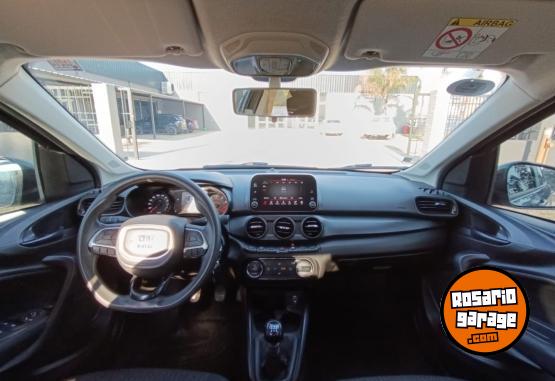 Autos - Fiat Cronos Drive 1.3 GSE BZ 2022 GNC 66500Km - En Venta