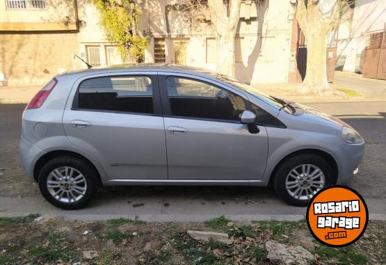 Autos - Fiat Punto 1.4 Attractive 2011 Nafta 105000Km - En Venta