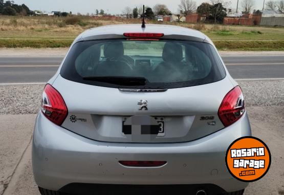 Autos - Peugeot 208 FELINE PK CUIR 2013 Nafta 155000Km - En Venta