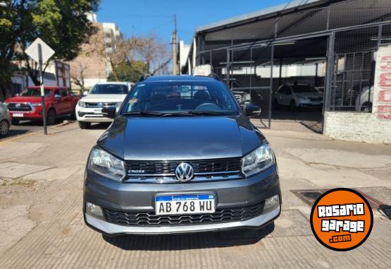 Camionetas - Volkswagen Saveiro cross 2017 GNC 126000Km - En Venta