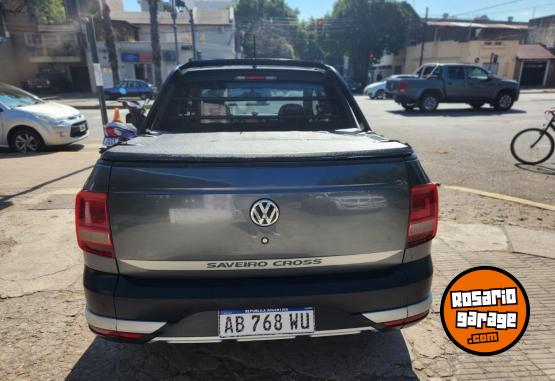 Camionetas - Volkswagen Saveiro cross 2017 GNC 126000Km - En Venta