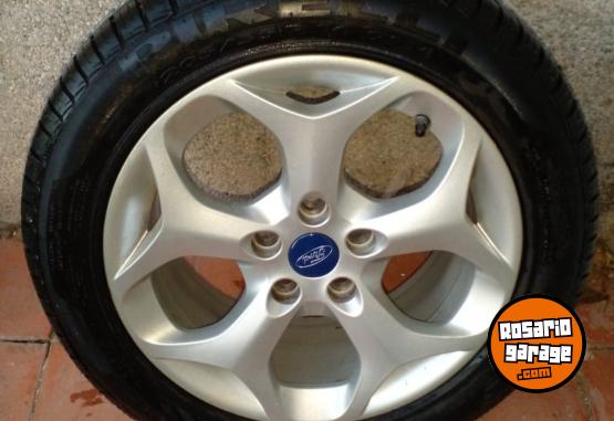 Accesorios para Autos - Rueda completa Ford Focus R16 - En Venta