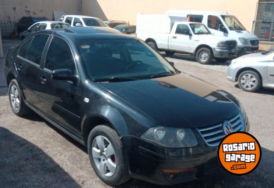 Autos - Volkswagen Bora 2.0 tredline 2010 GNC 170000Km - En Venta