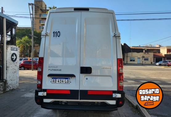 Utilitarios - Iveco Daily 35s15 furgon corto 2018 Diesel 100000Km - En Venta