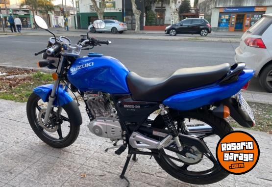 Motos - Suzuki En 125 2018 Nafta 15Km - En Venta