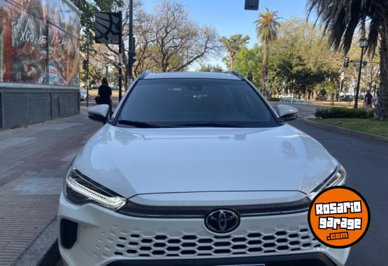 Camionetas - Toyota Corolla cross seg nafta 2024 Nafta 111111Km - En Venta