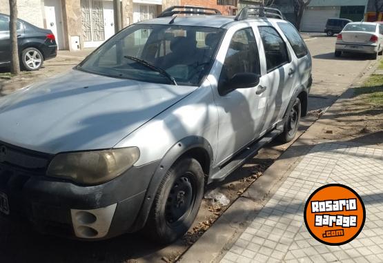 Autos - Fiat Palio adventure 2006 GNC 111111Km - En Venta