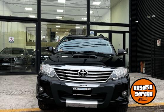 Camionetas - Toyota SW4 SRV Cuero 2013 Diesel 148000Km - En Venta