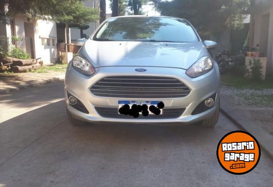 Autos - Ford Fiesta splus kinetic 2016 GNC 130000Km - En Venta