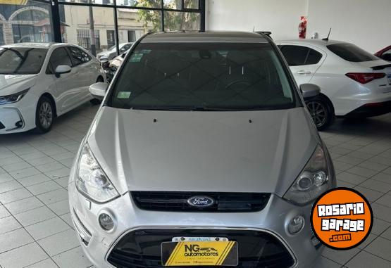 Autos - Ford S-Max Titanium 2012 Nafta 170000Km - En Venta