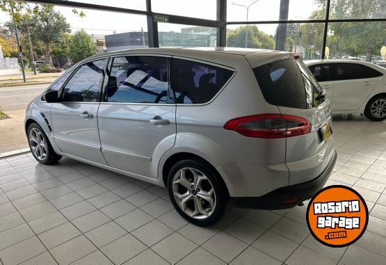 Autos - Ford S-Max Titanium 2012 Nafta 170000Km - En Venta