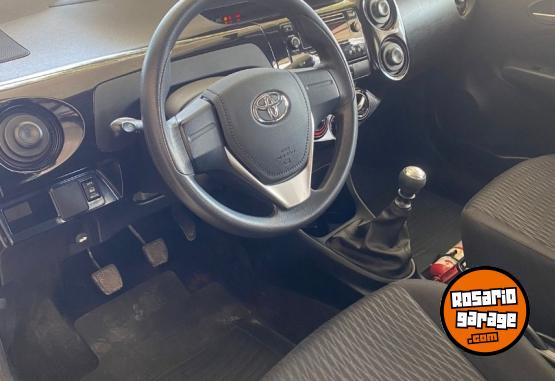 Autos - Toyota Etios X 1.5 2018 Nafta 70000Km - En Venta