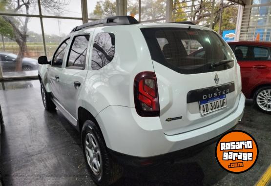 Camionetas - Renault Duster PH2 Expression 1.6 2018 Nafta 89740Km - En Venta