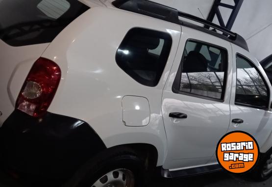 Autos - Renault Duster confort 1.6 4x2 2014 GNC 156000Km - En Venta