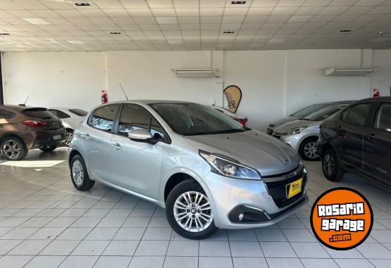 Autos - Peugeot 208 Allure 2018 Nafta 52000Km - En Venta