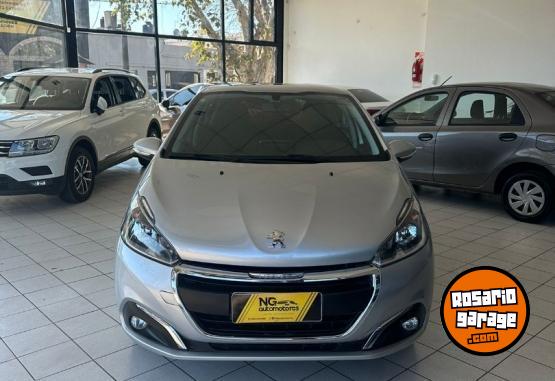 Autos - Peugeot 208 Allure 2018 Nafta 52000Km - En Venta