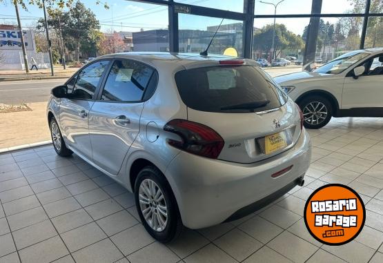 Autos - Peugeot 208 Allure 2018 Nafta 52000Km - En Venta