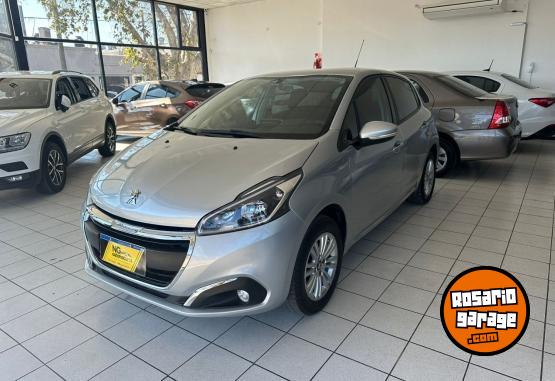 Autos - Peugeot 208 Allure 2018 Nafta 52000Km - En Venta