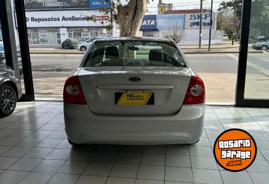 Autos - Ford Focus EXE 1.6 Trend 2012 Nafta 80000Km - En Venta