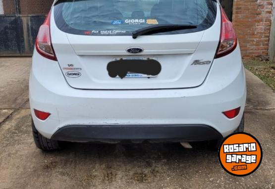 Autos - Ford Fiesta Kinetic Design 2014 Nafta 195000Km - En Venta