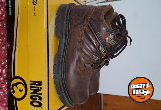 Indumentaria - BORCEGOS CATERPILLAR 40/41 - En Venta