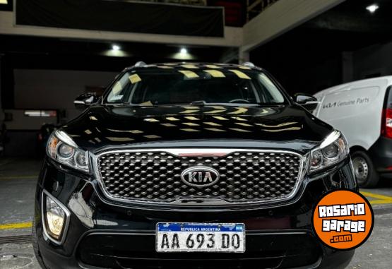 Camionetas - Kia Sorento 2.2 CRDI 4X4 2016 Nafta 122000Km - En Venta