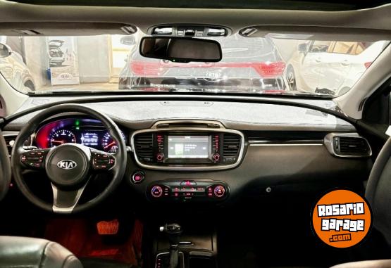 Camionetas - Kia Sorento 2.2 CRDI 4X4 2016 Nafta 122000Km - En Venta