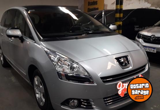 Autos - Peugeot 5008 Allure Plus 2013 Nafta 97000Km - En Venta